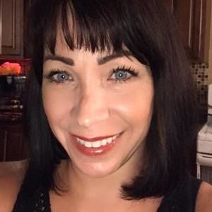 Meet your Posher, Angie